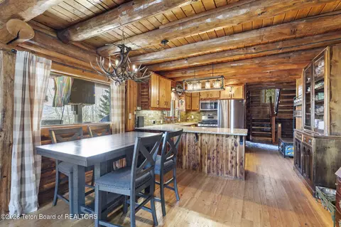 Dining - 7285 Pine Tree Rd, Victor, ID 83455 photo 3 of 5