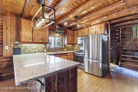 Kitchen - 7285 Pine Tree Rd, Victor, ID 83455 photo 1 of 5