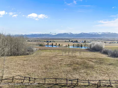 View/Area - 7285 Pine Tree Rd, Victor, ID 83455 photo 3 of 4
