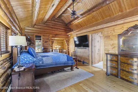 Bedroom - 7285 Pine Tree Rd, Victor, ID 83455 photo 3 of 5