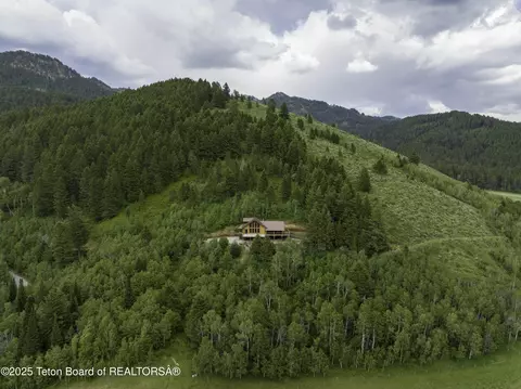 651 Upper Stewart Creek Rd, Etna, WY 83118