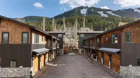 555 Cache Creek Dr, Jackson, WY 83001