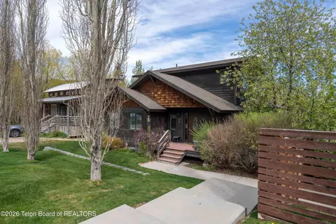 555 Cache Creek Dr, Jackson, WY 83001