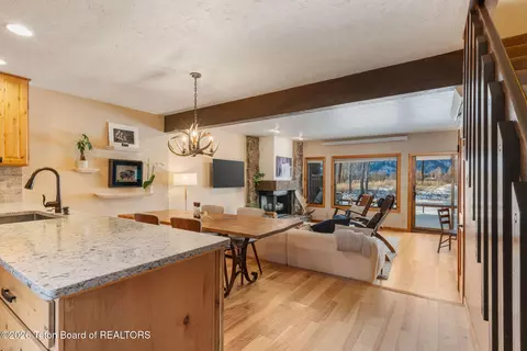 400 E Sagebrush Dr #9-3-C, Jackson, WY 83001