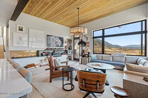 14270 Wagon Rd, Jackson, WY 83001