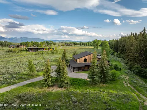 450 Phelps Canyon Rd, Jackson, WY 83001