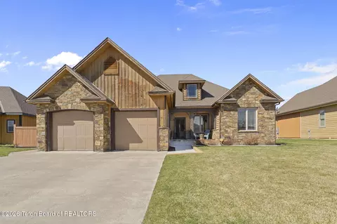60 Baywood Dr, Driggs, ID 83422