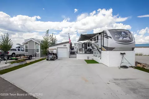 514 Whiffle Tree Dr, Star Valley Ranch, WY 83127
