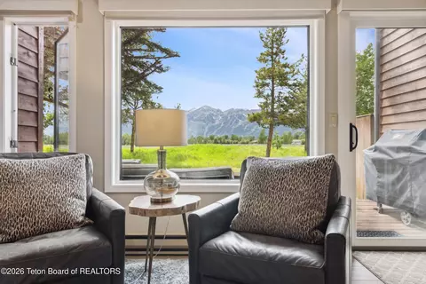 330 E Sagebrush Dr #12-5-E, Jackson, WY 83001