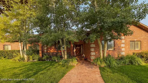 209 Braves Cir, Afton, WY 83110