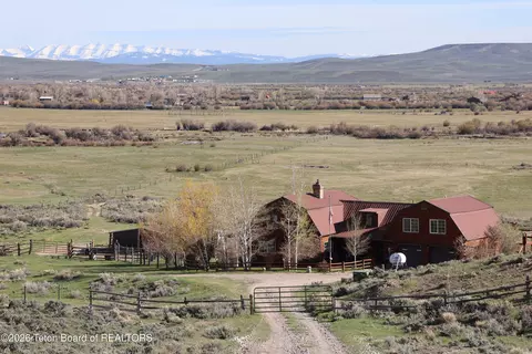 31 Cutoff Rd, Daniel, WY 83115