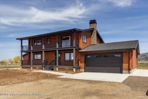 2969 Shark Fin Ln, Driggs, ID 83422