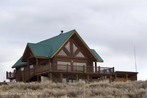 92 E Fontenelle Dr, Daniel, WY 83115