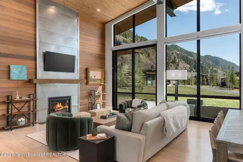 14290 S Leader Ln, Jackson, WY 83001