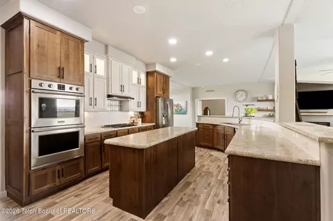 Kitchen - 4 Eagle Ln, Pinedale, WY 82941 photo 1 of 5