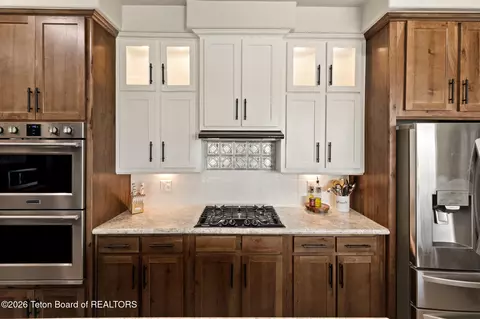 Kitchen - 4 Eagle Ln, Pinedale, WY 82941 photo 5 of 5