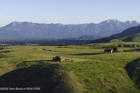 7585 S Squaw Creek Rd, Jackson, WY 83001