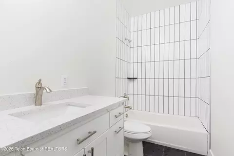 Bath - 2318 Iron Wood Dr, Driggs, ID 83422 photo 3 of 3