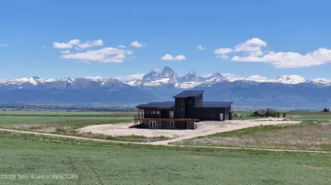 8460 Fawn Ridge Ln, Tetonia, ID 83452