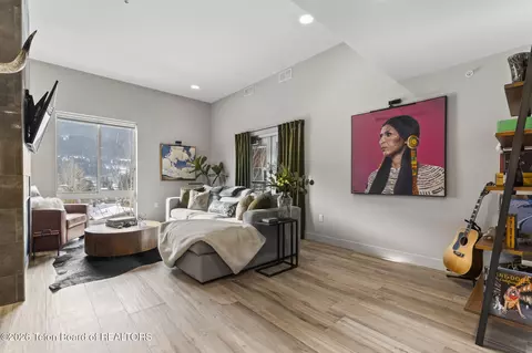 150 W Simpson Ave # 404, Jackson, WY 83001