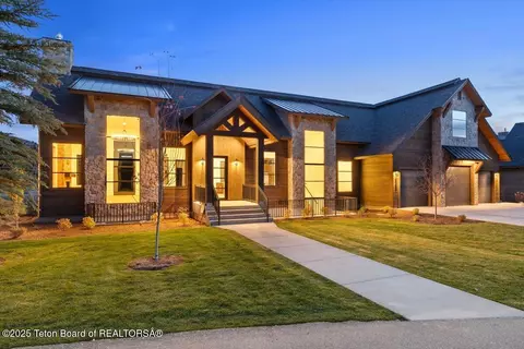6503 Black Swan Cir, Victor, ID 83455