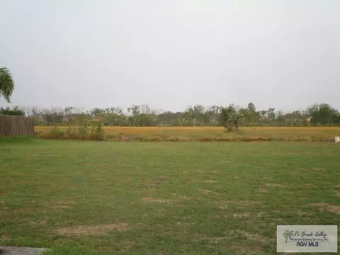 1413 White Oak Dr, Harlingen, TX 78552