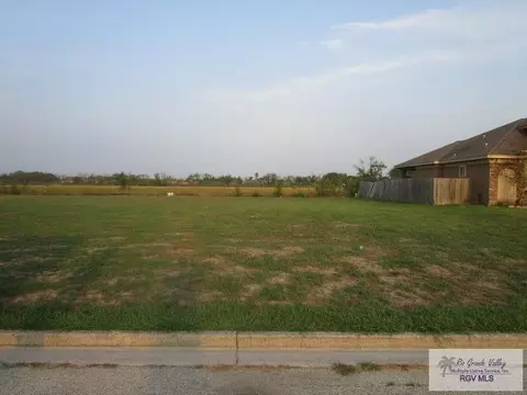 1417 White Oak Dr, Harlingen, TX 78552