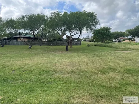 14806 Atascosa Dr, Rio Hondo, TX 78583