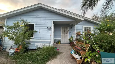 460 E Hicks St, San Benito, TX 78586