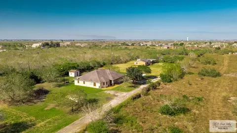 10627 Alabama Rd, Brownsville, TX 78521