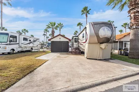 2070 E Cordoba #2070, Mercedes, TX 78570