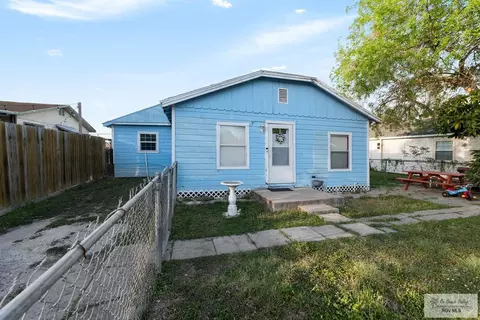 1914 W Barcelona Ave, Harlingen, TX 78550