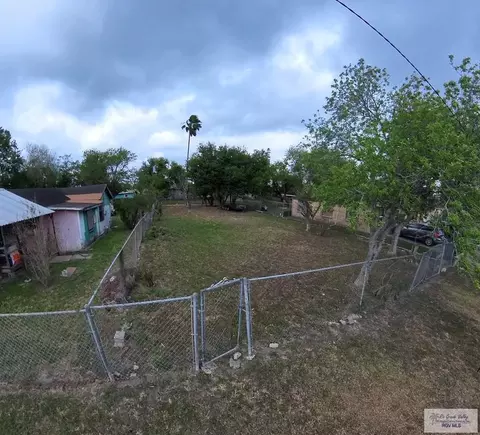 1245 Kelsey Dr, Brownsville, TX 78520