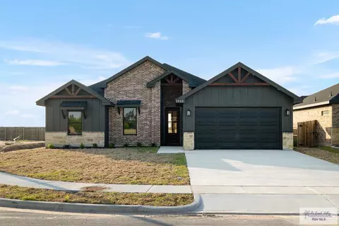 1522 Stirrup Cir #16, San Benito, TX 78586