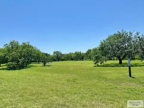37144 Marshall Hutts Rd, Arroyo City, TX 78583