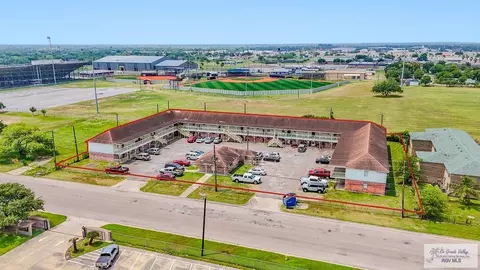 2095 Las Palmas Dr, San Benito, TX 78576