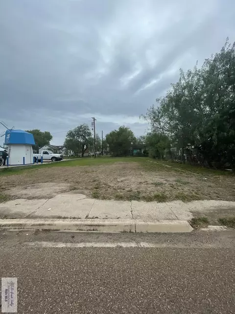 1040 Combes St, San Benito, TX 78586