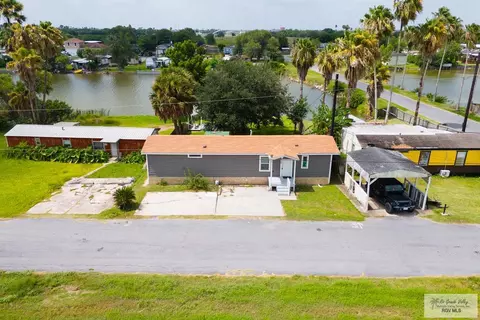 4 S Tejas Rd, Los Fresnos, TX 78566