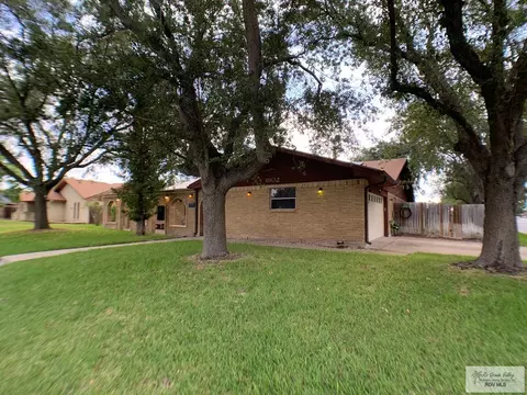 1802 N 17th St, Harlingen, TX 78550