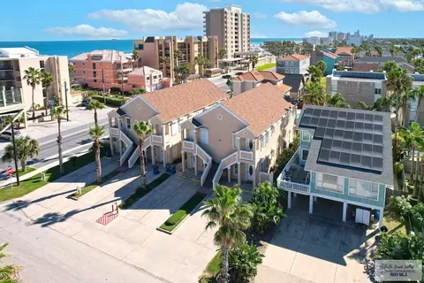131 E Saturn Ln, South Padre Island, TX 78597