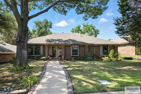 9128 Sweetwater Dr, Dallas, TX 75228