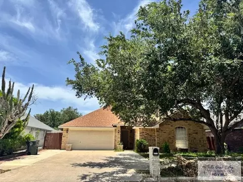 1711 E 21st St, Mission, TX 78572