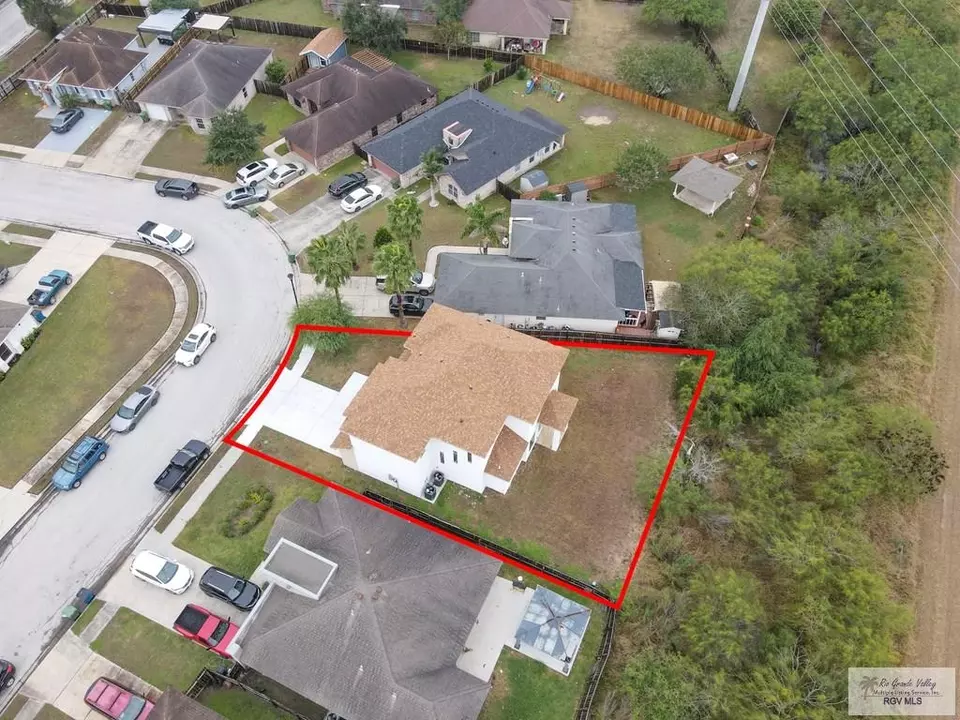 View/Area - 3330 Calle Bolivia, Brownsville, TX 78521 photo 2 of 8