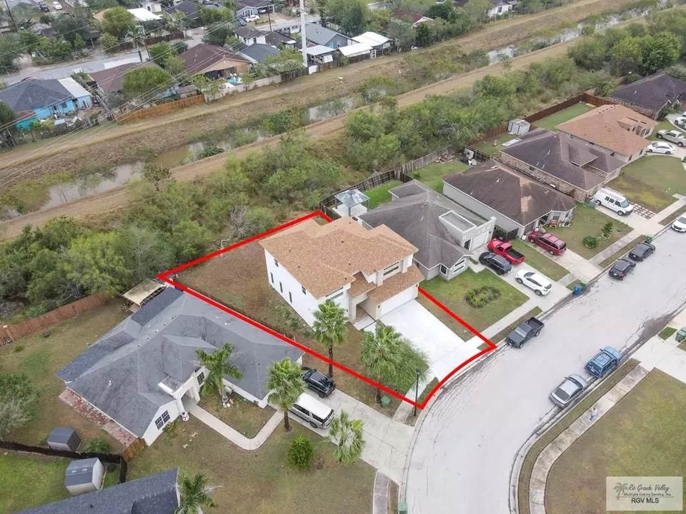 View/Area - 3330 Calle Bolivia, Brownsville, TX 78521 photo 4 of 8