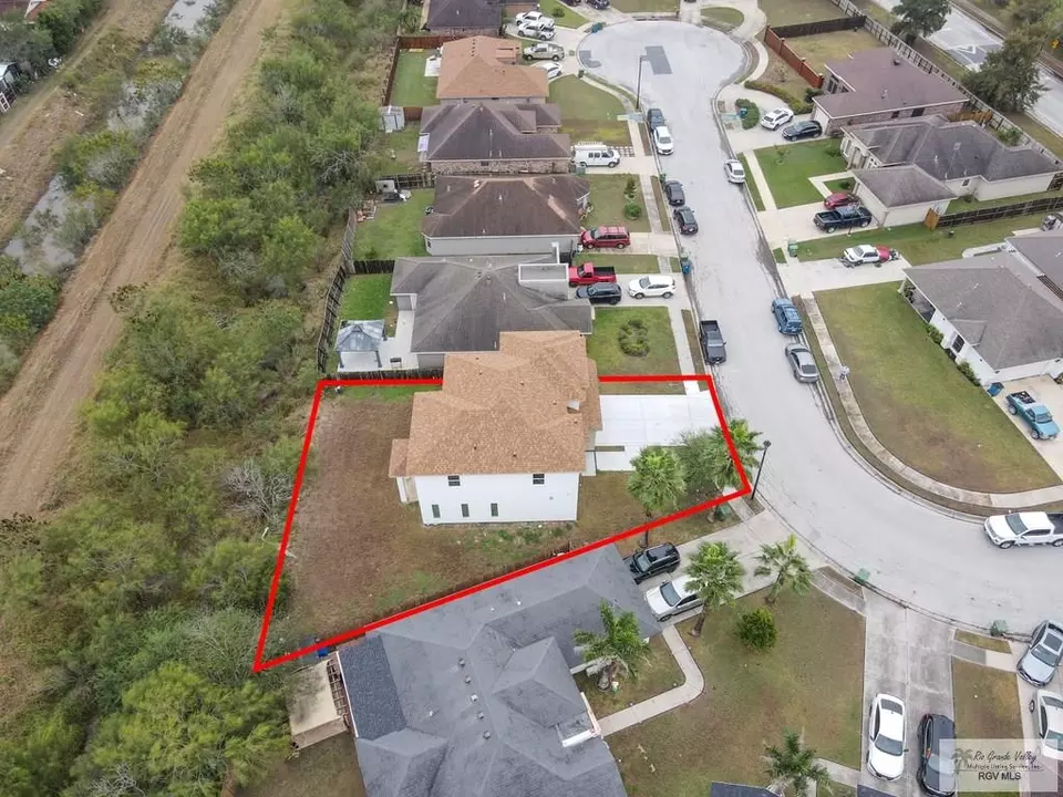 View/Area - 3330 Calle Bolivia, Brownsville, TX 78521 photo 7 of 8