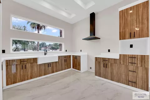 Kitchen - 3330 Calle Bolivia, Brownsville, TX 78521 photo 1 of 3