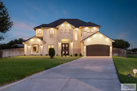 8405 Summer View Ct, Harlingen, TX 78552