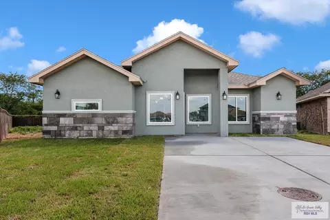 7717 Sabal Palm Dr, Brownsville, TX 78521