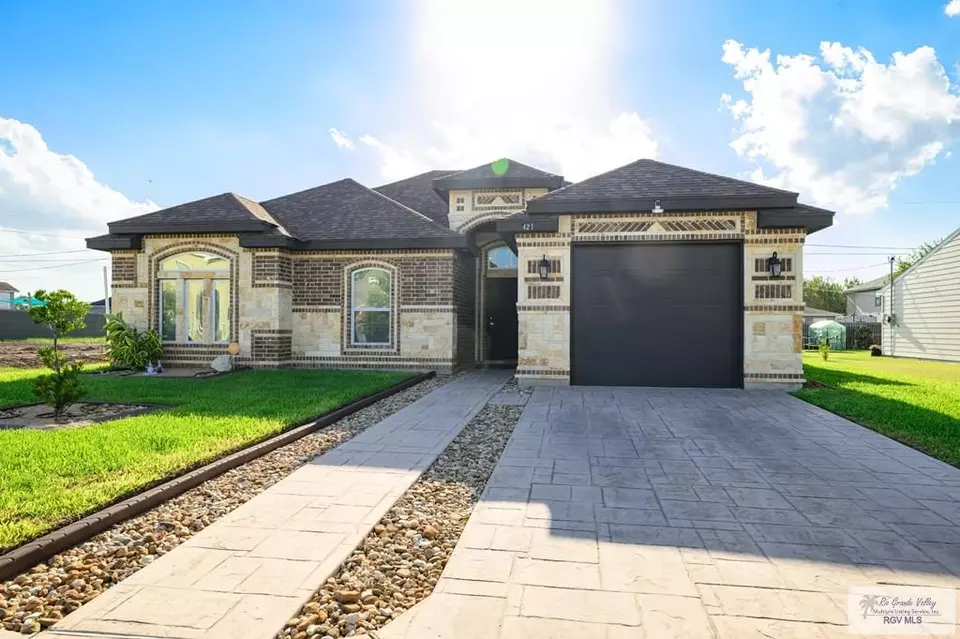 Exterior - 421 Dyanez St, Mercedes, TX 78570 photo 4 of 4