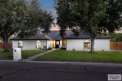3002 Lazy Lake Dr, Harlingen, TX 78550